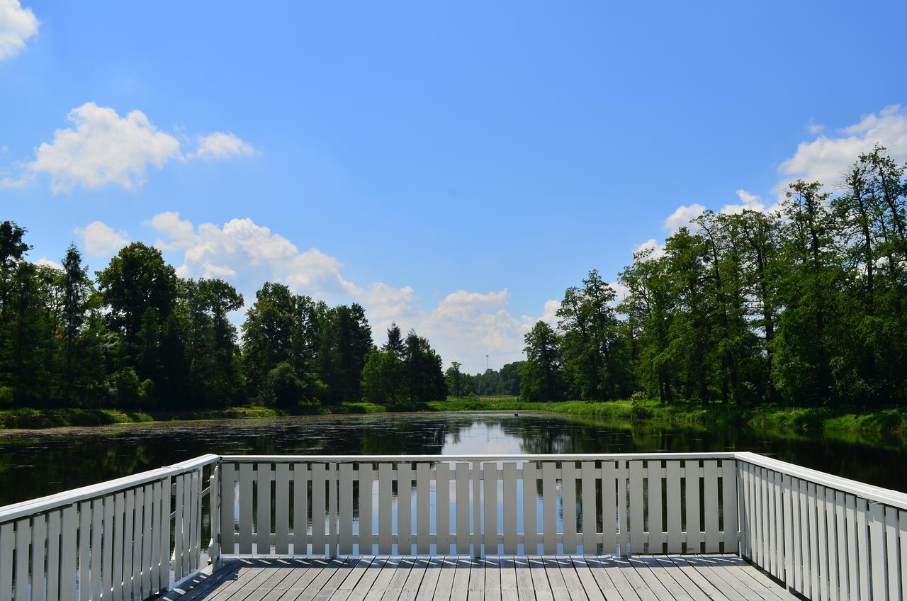 Szafirowy Dwor Hotel & Restauracja Gliwice Exteriör bild